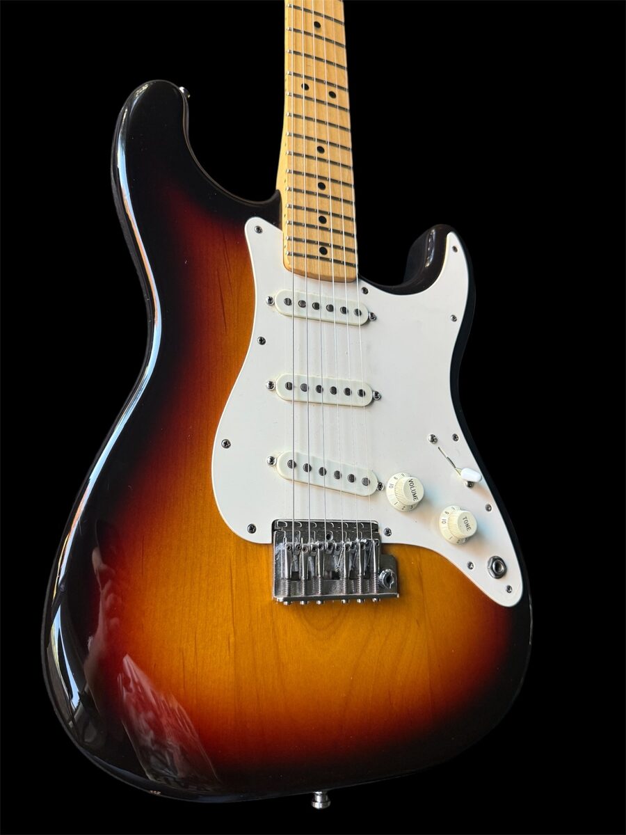 1983 Fender USA Standard Stratocaster body
