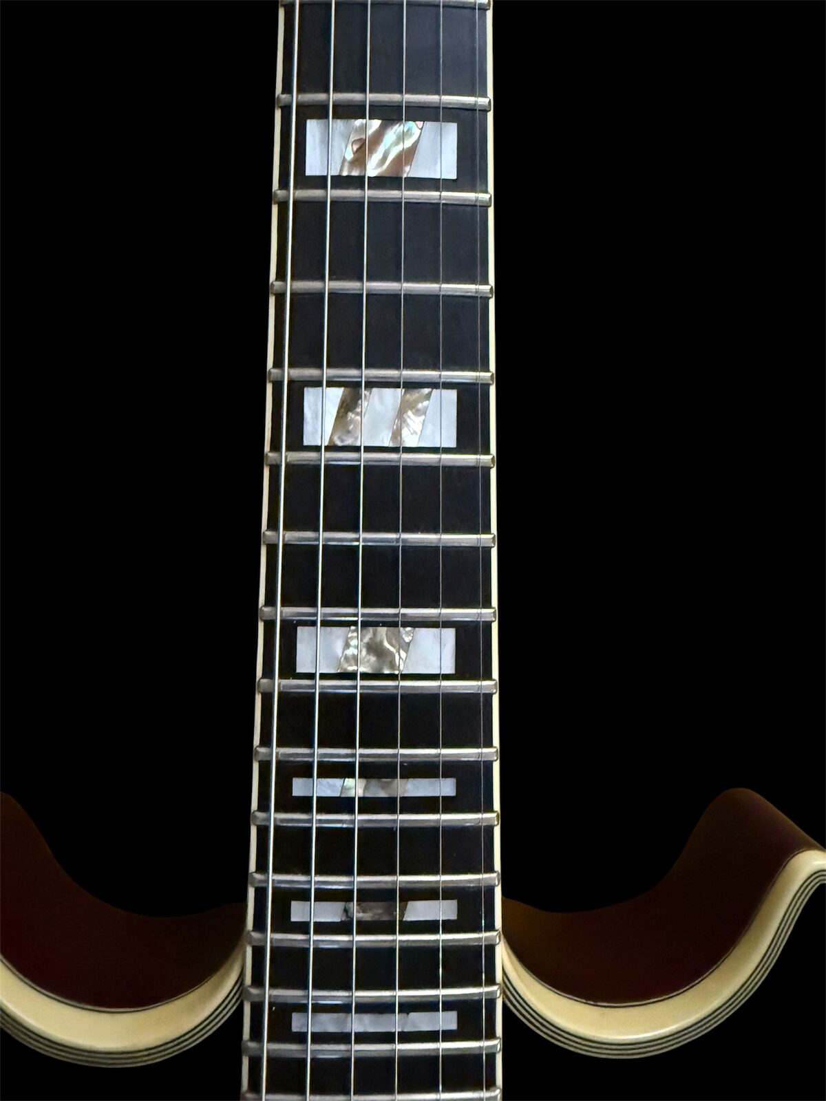 1981 Ibanez AR300 fingerboard inlays