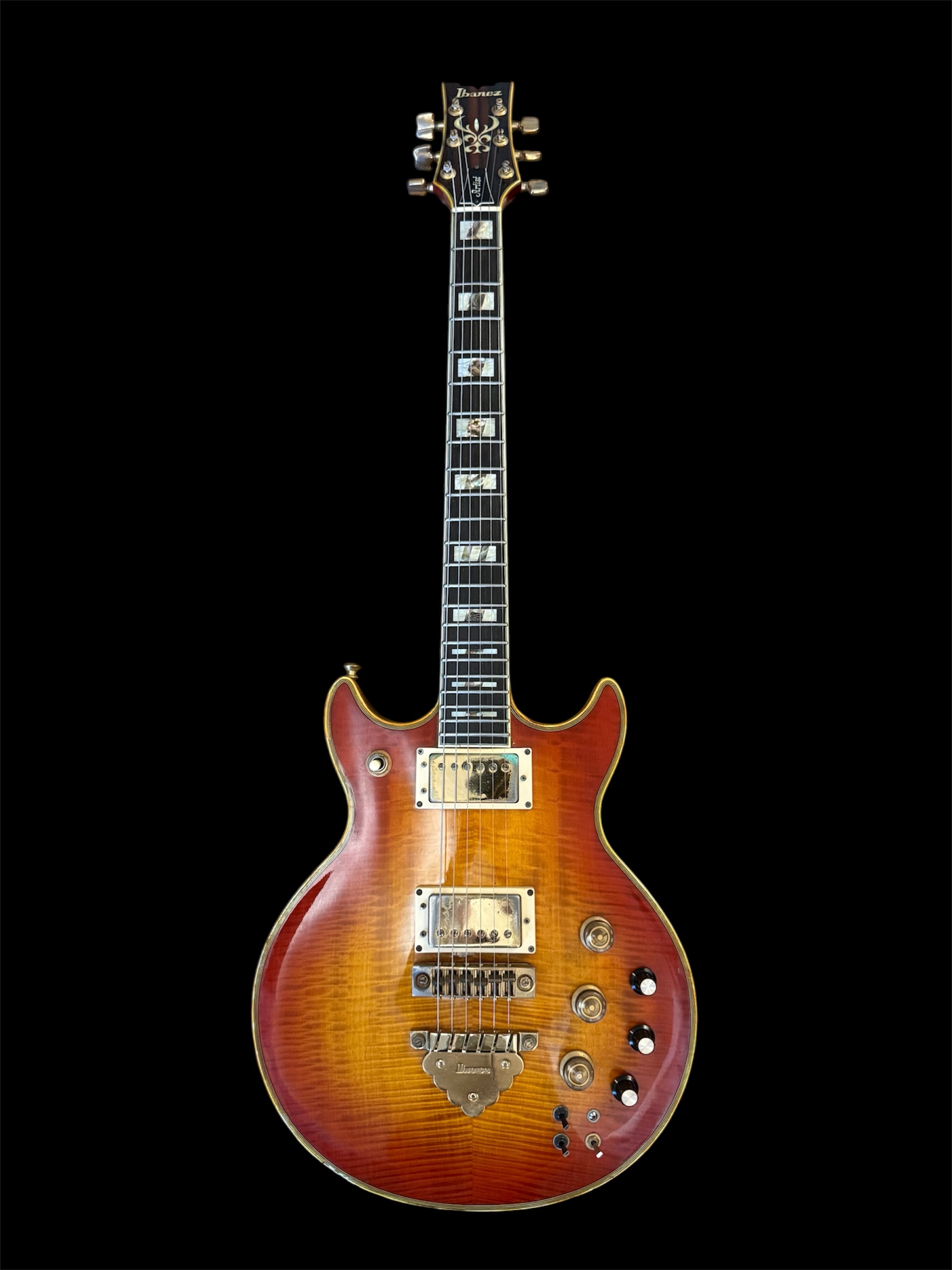 1983 Ibanez AR500 front