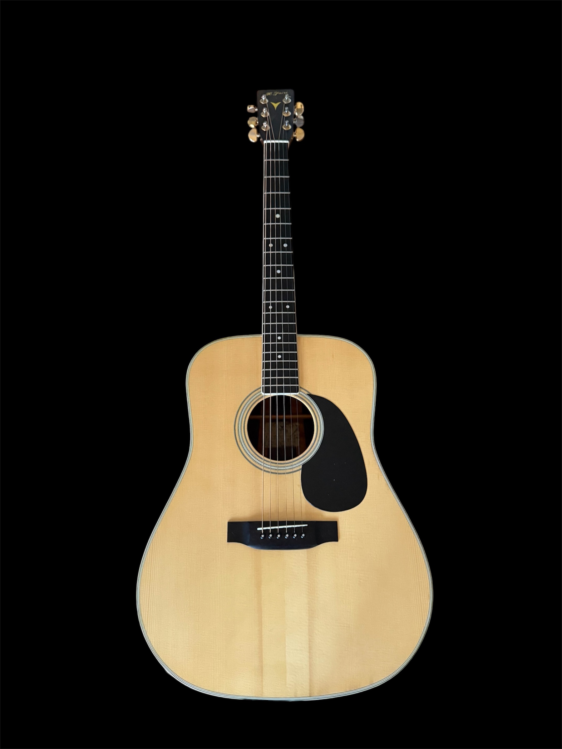 1976 K. Yairi DY-35 front